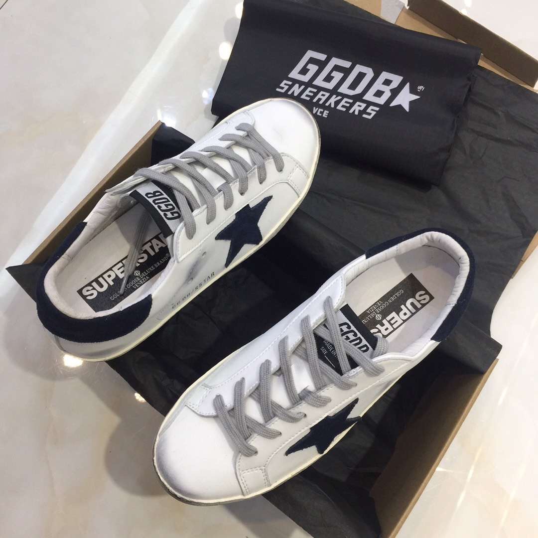 GOLDEN GOOSE 골든구스 남녀공용 스니커즈