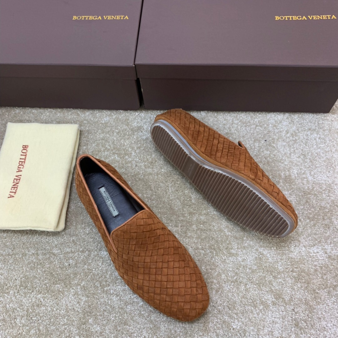 BOTTEGA VENETA 보테가베네타 소가죽 로퍼 611145VBSN01000