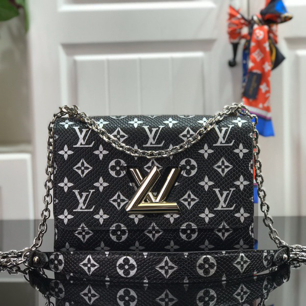 LOUIS VUITTON 루이비통 트위스트 PM