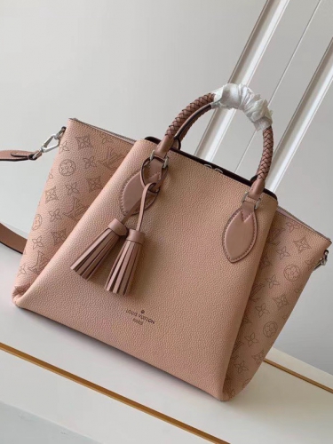 LOUIS VUITTON 루이비통 하우메아 M55030