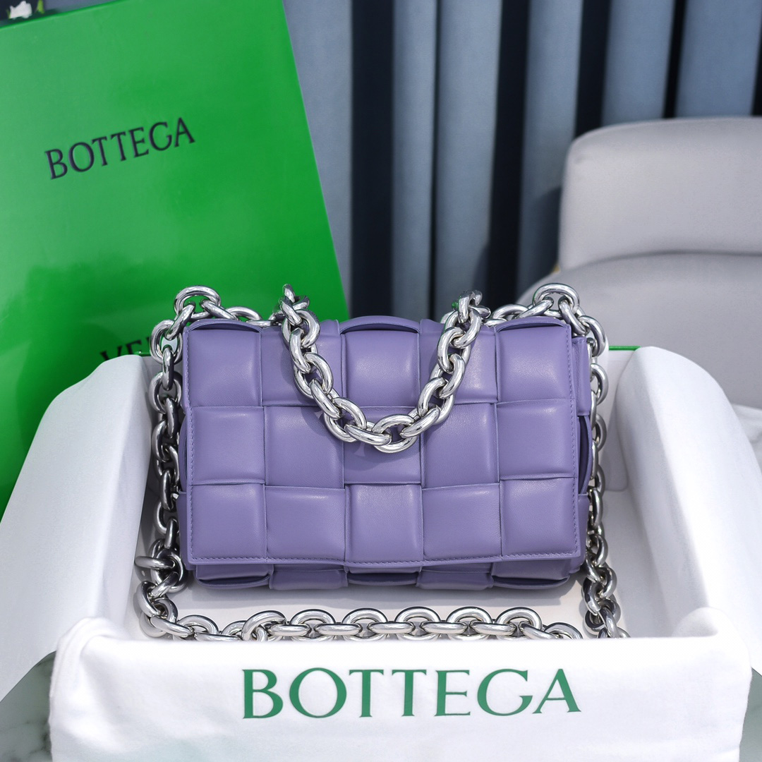 BOTTEGA VENETA 보테가베네타 체인 카세트백