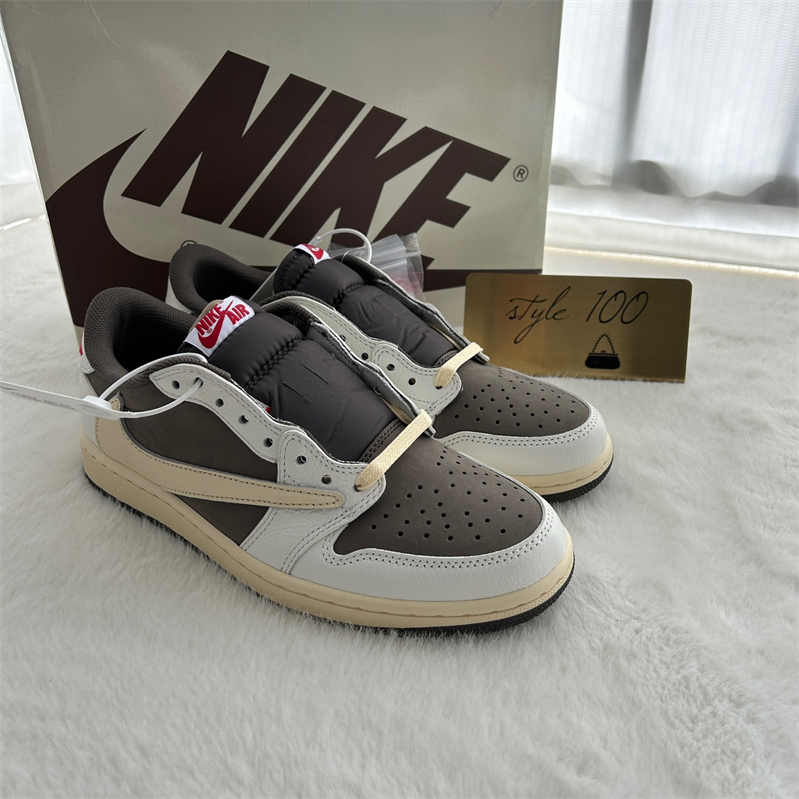 나이키 스니커즈 9956