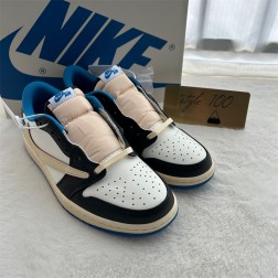 나이키 스니커즈 9992